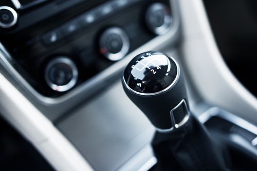Manual transmission: why is better? | Blog | Pocket rent a car